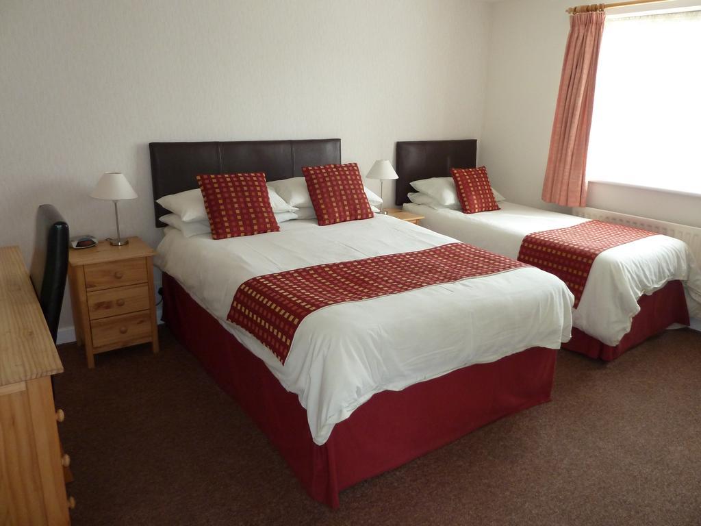 The Winsford Lodge Экстерьер фото