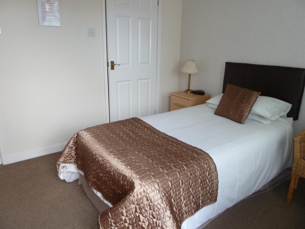 The Winsford Lodge Экстерьер фото